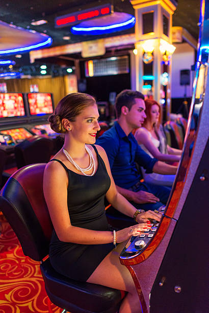 Membandingkan Slot Online dan Slot Mesin Fisik